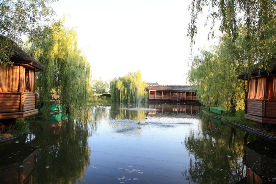 Hotel Knyazhyi Dvir Knyazhichi  Esterno foto