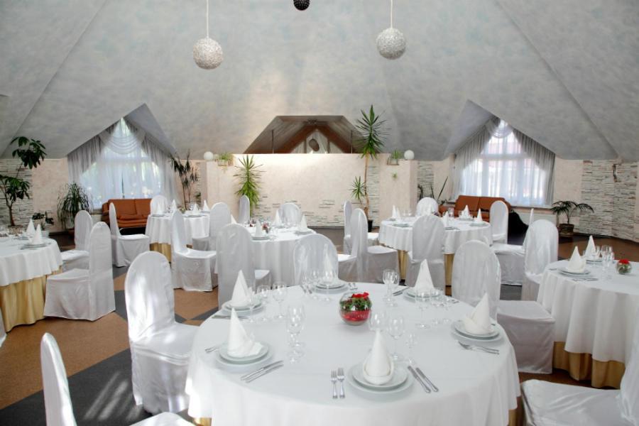 Hotel Knyazhyi Dvir Knyazhichi  Esterno foto